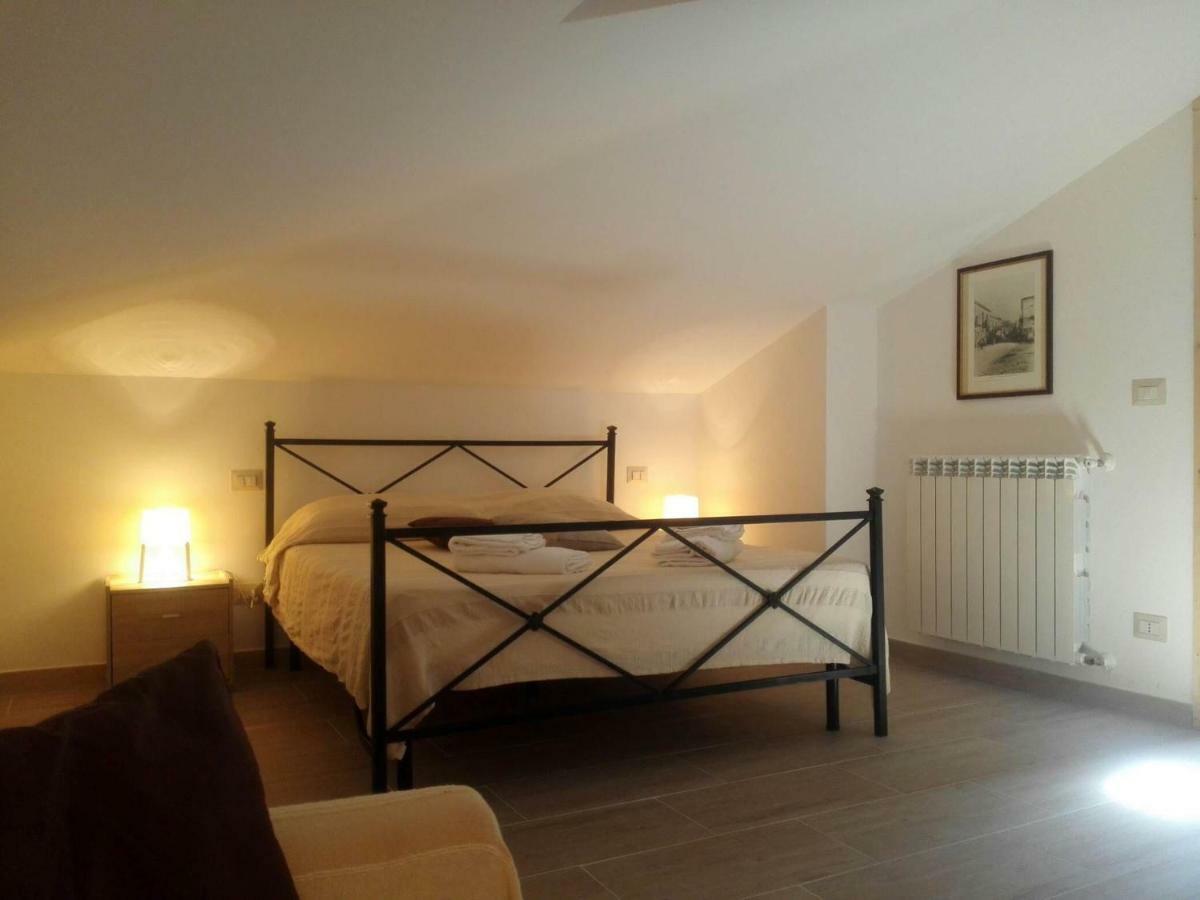 Villa Marysa Studio Apartment Giardini-Naxos Buitenkant foto