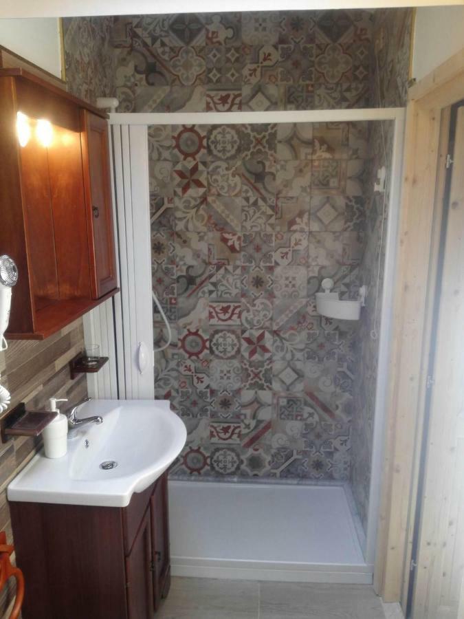 Villa Marysa Studio Apartment Giardini-Naxos Buitenkant foto