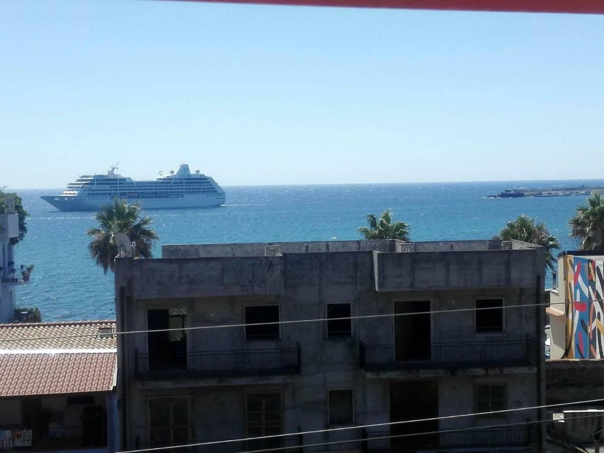 Villa Marysa Studio Apartment Giardini-Naxos Buitenkant foto